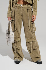 STEALTHY CORDUROY CARGO PANTS