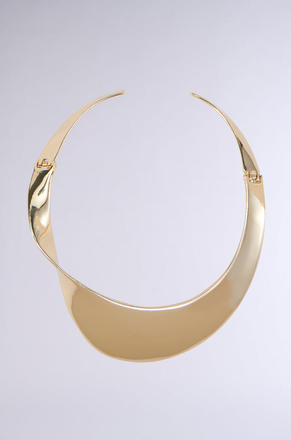 TOP TIER CHOKER NECKLACE