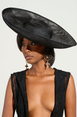 GIVING EDITORIAL HAT