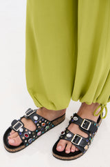 AKIRA BAYLEAVES SLIP ON BLACK SANDAL