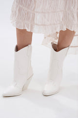 AZALEA WANG BRIGGITTA WHITE WESTERN COWBOY BOOTIE