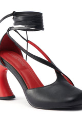 AZALEA WANG BUIKY BLACK AND RED PUMP