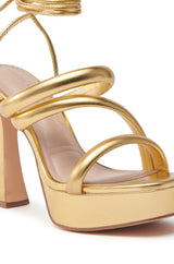 AZALEA WANG CARELESS GOLD CHUNKY SANDAL