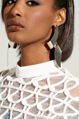 PULL UP EARRING