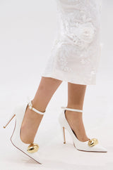 AZALEA WANG ESMARIA WHITE METAL EMEBELLISHED PUMP