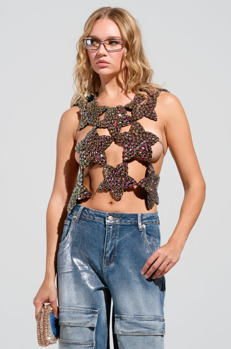 I'M THE STAR CUT OUT EMBELLISHED TOP