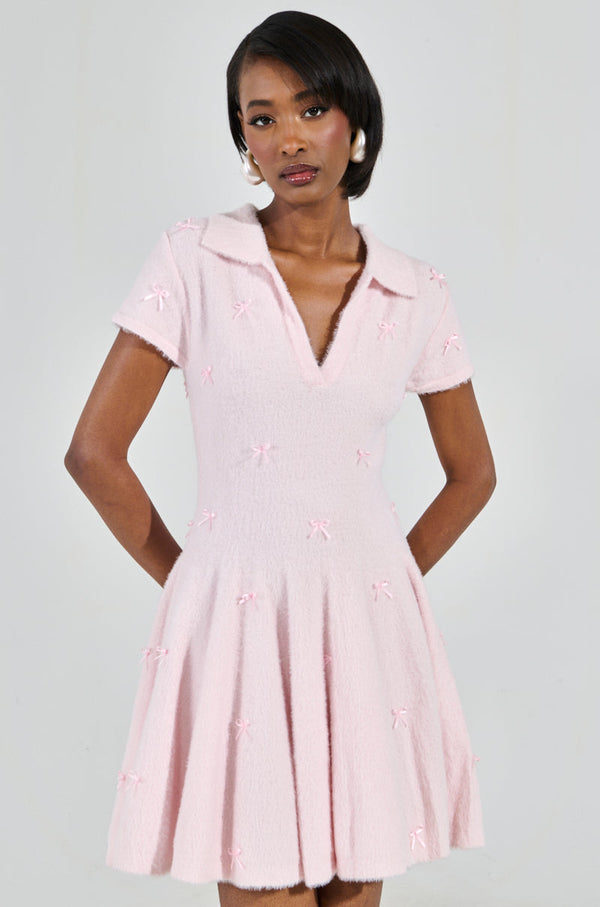 BOW DOWN GIRL MINI DRESS IN PINK