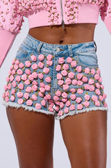 FLOWERS ALL OVER DENIM SHORT