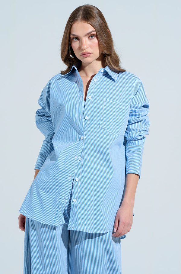 DAY AND NIGHT BUTTON UP
