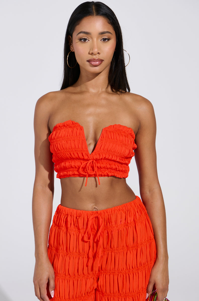 BREAK MY LOVE STRAPLESS CROP TOP