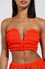 BREAK MY LOVE STRAPLESS CROP TOP