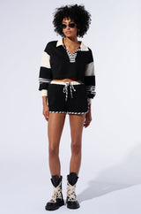 ON MY MIND CROP SWEATSHIRT