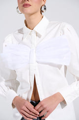 LOOK AT ME GO BUTTON DOWN TOP