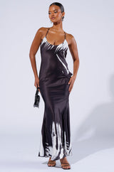 SHE'S JUST GOT IT PRINTED MAXI DRESS