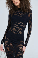 ALL EYES ON ME SEAMLESS MAXI DRESS WITH FUR