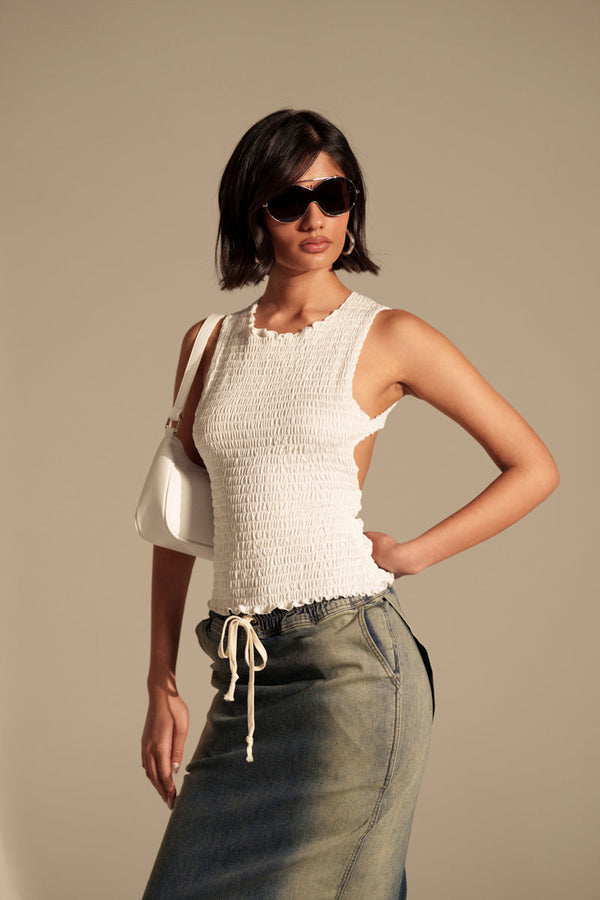 CHLOE OPEN BACK & SMOCKED BODY TOP