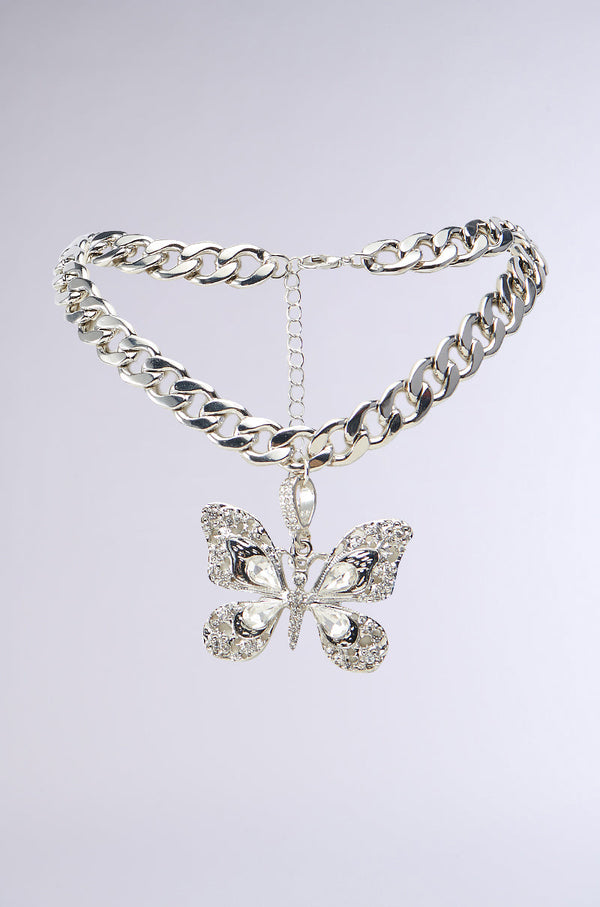 FLY AWAY PENDANT NECKLACE