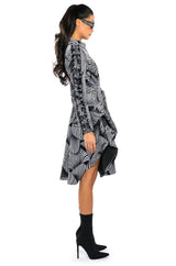 ABSTRACT PRINT BELTED LONG SLEEVE MINI DRESS
