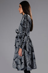 ABSTRACT PRINT BELTED LONG SLEEVE MINI DRESS