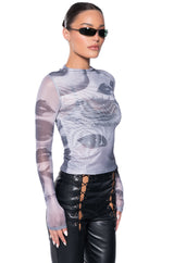 ALL EYES ON YOU MESH GLOVED SHIRT