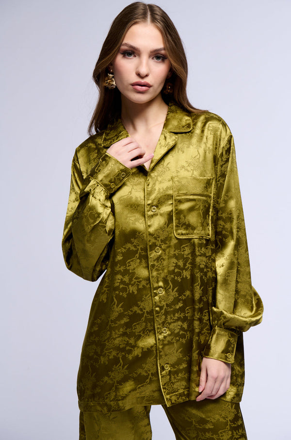 ALL MY MIGHT LONG SLEEVE SATIN BUTTON DOWN