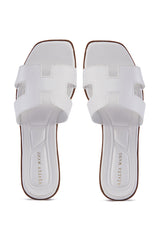 AZALEA WANG HOWDY WHITE FLAT SANDAL