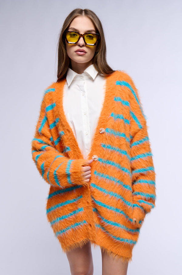 BABY FRESH OVERSIZED FUZZY CARDIGAN