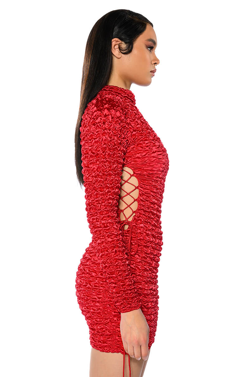BEAUTIFUL SOUL BUBBLE STRETCH LONG SLEEVE MINI DRESS