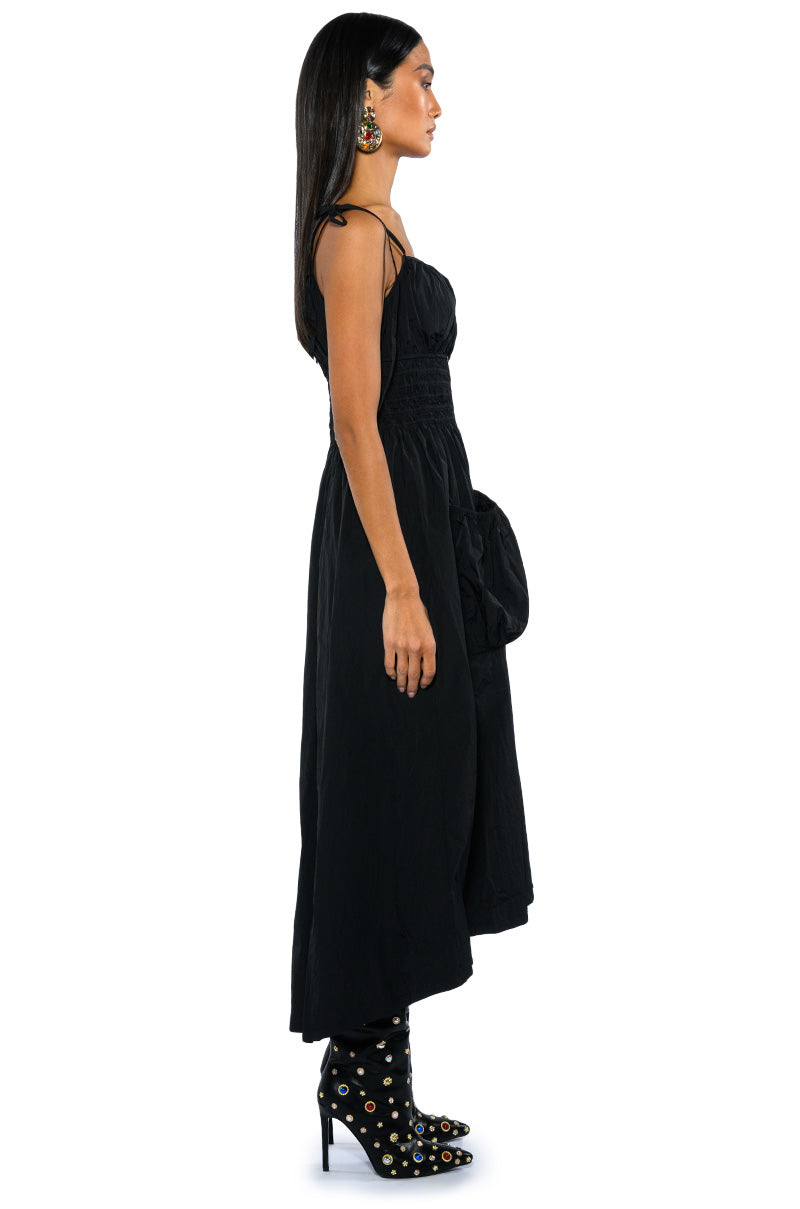 BELLE SLEEVELESS PARACHUTE MAXI DRESS