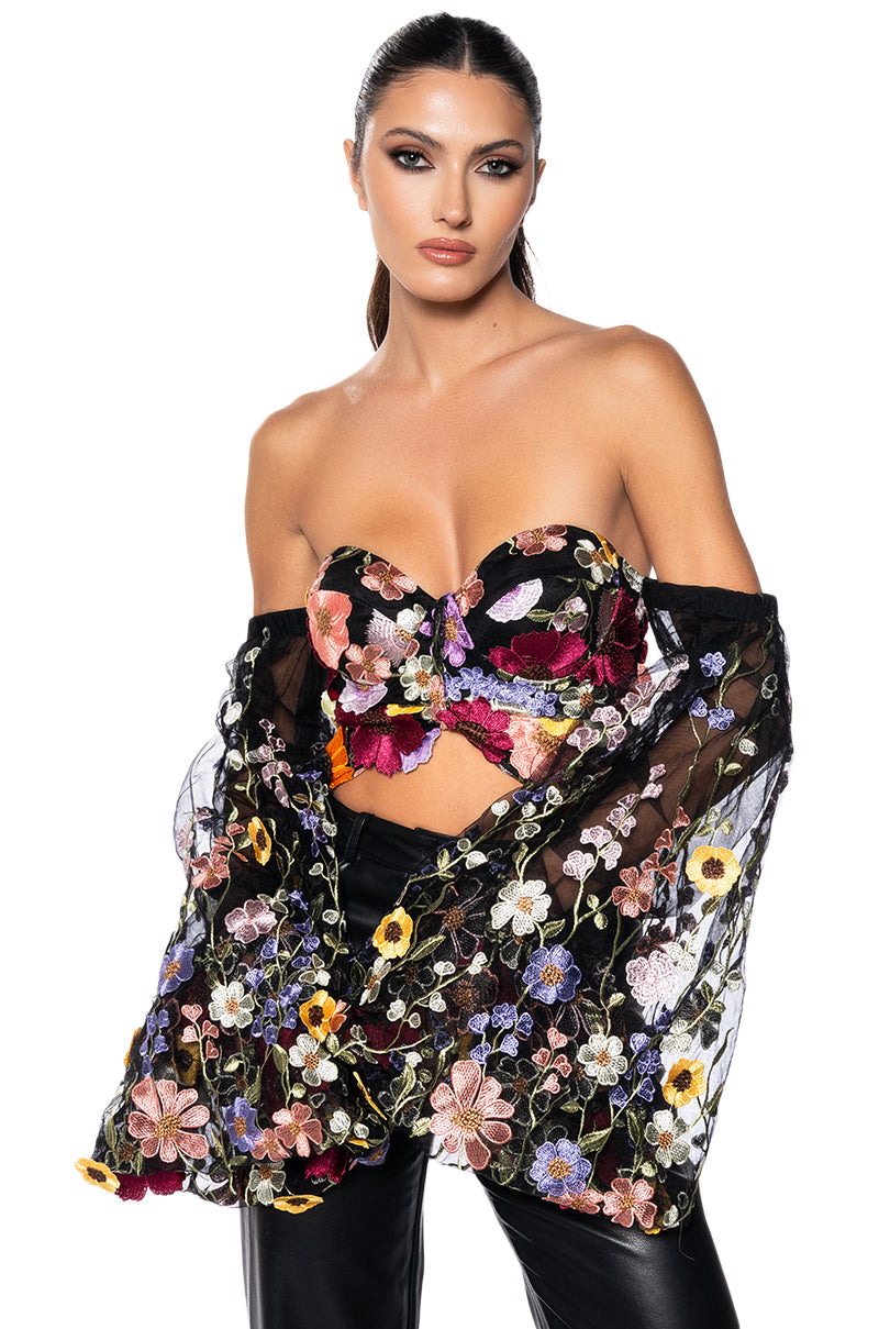 BOTANICAL BEAUTY CROPPED SHEER SLEEVE TOP