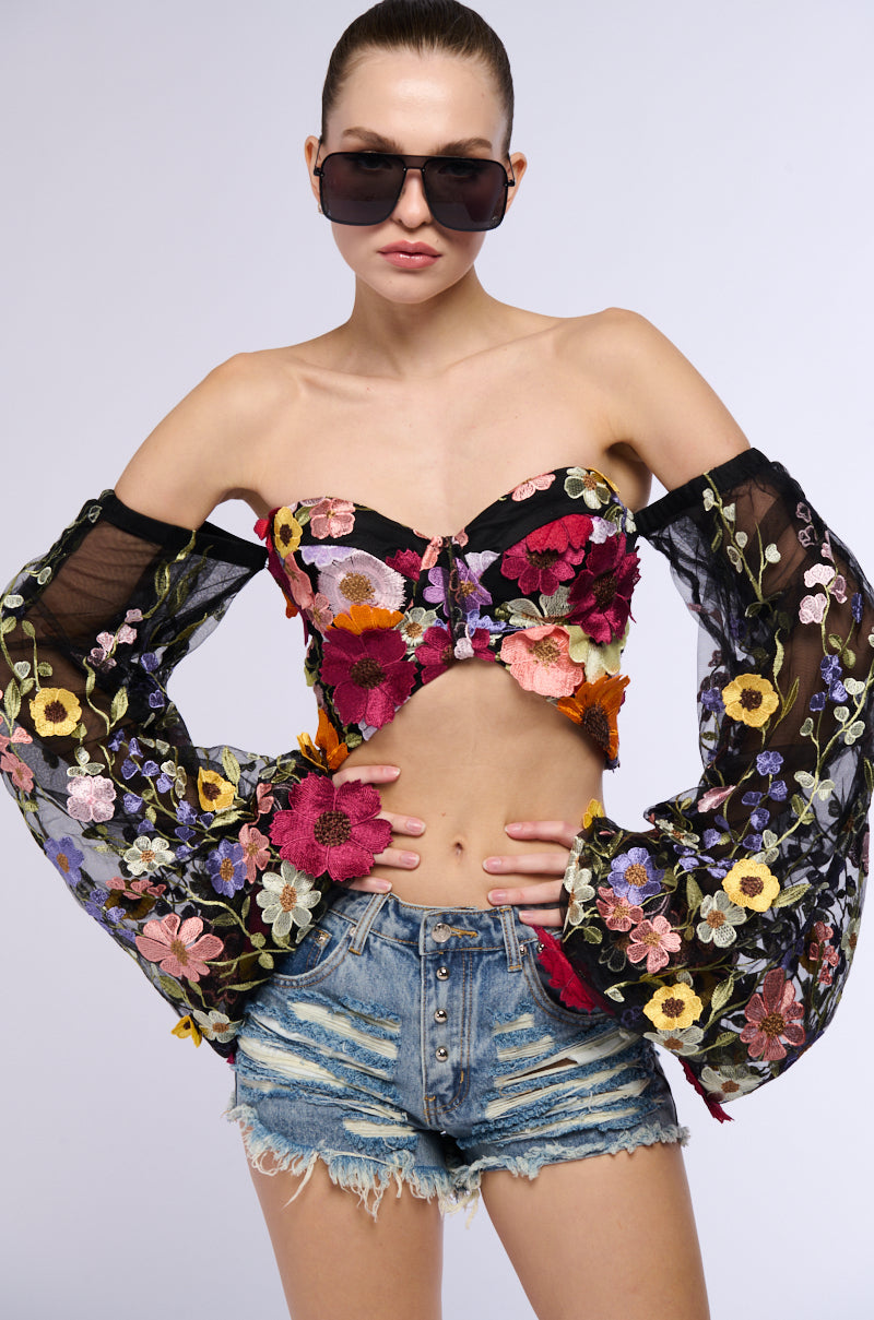 BOTANICAL BEAUTY CROPPED SHEER SLEEVE TOP