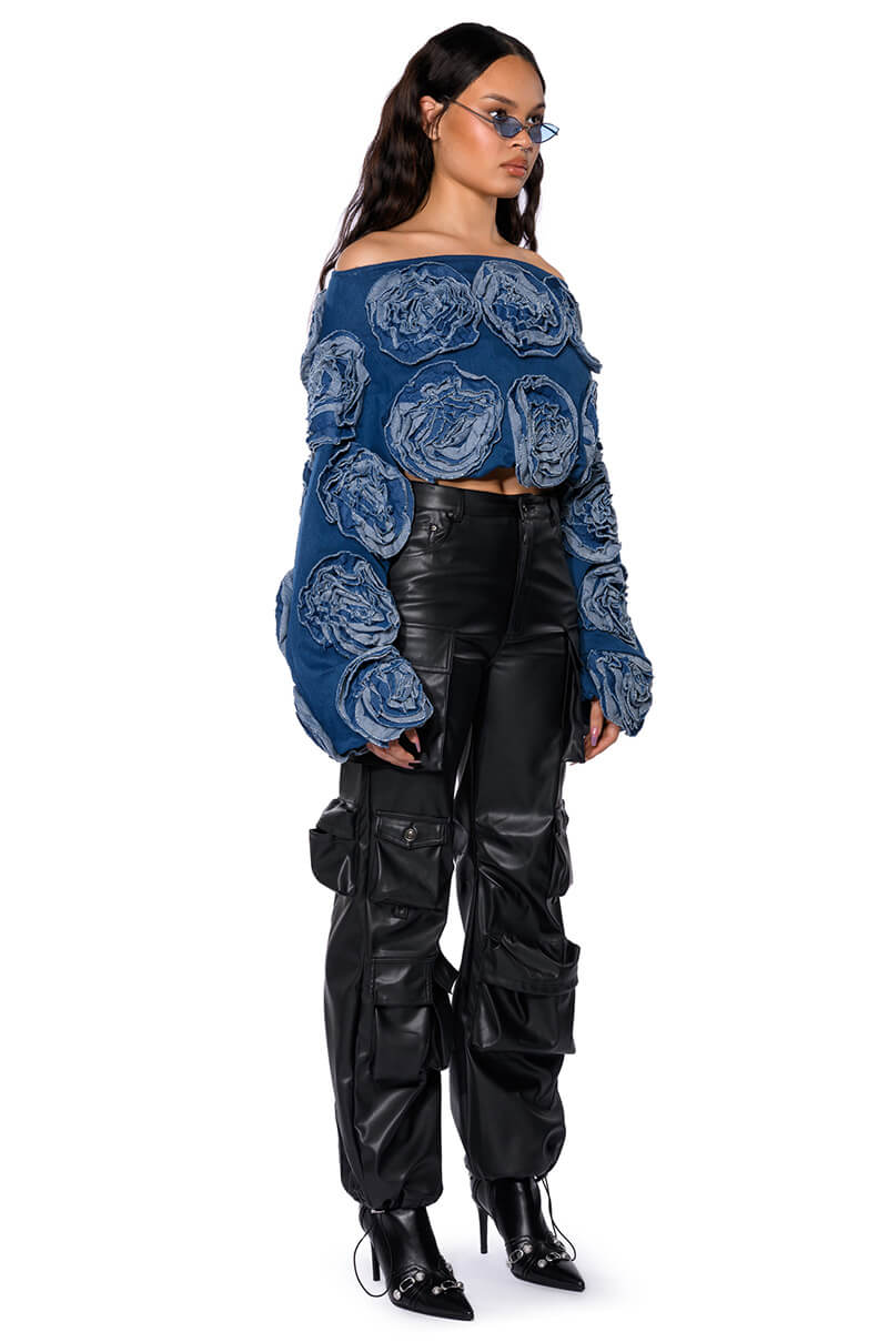 EASY DENIM OFF THE SHOULDER SWEATSHIRT