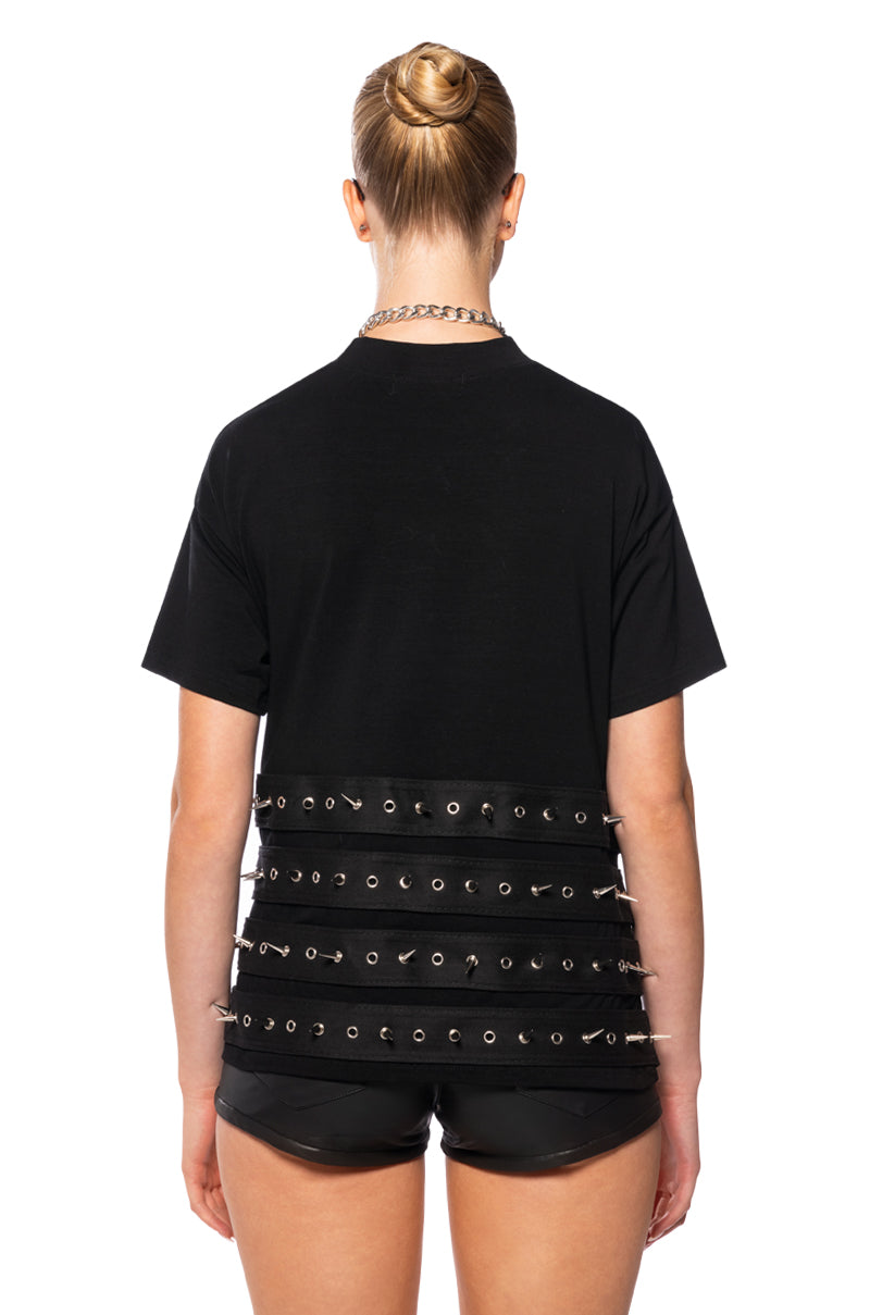 STORM BUCKLE DETAIL OVERSIZED T SHIRT