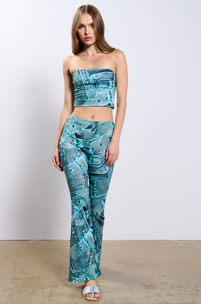 BUCKLE UP FLARE PANT