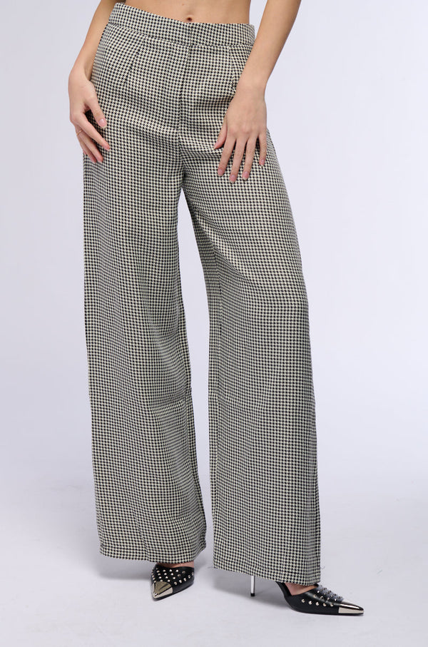 BUSINESS CASUAL HOUNDSTOOTH WIDE LEG WOVEN TROUSER