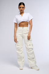 CALICO EMBELLISHED SURPLICE CROPPED T SHIRT