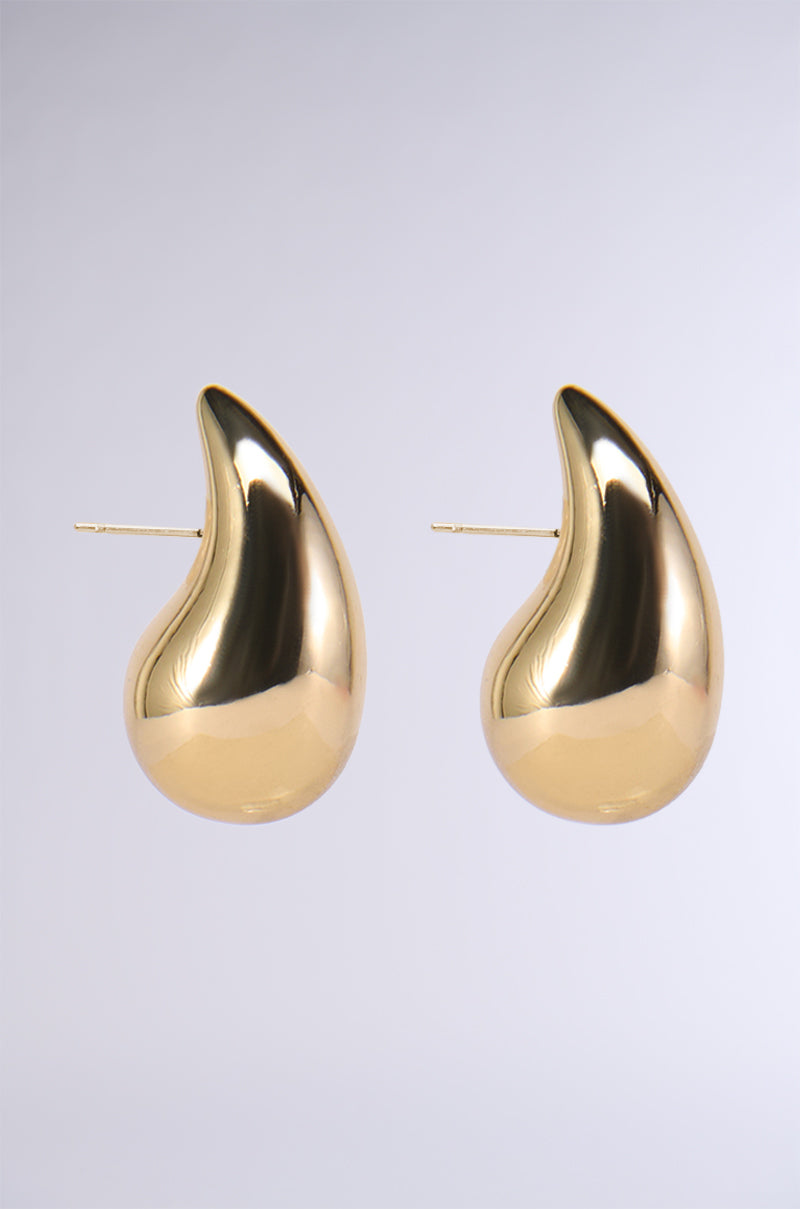 CALL ME KYLIE EARRING