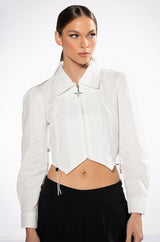 CARRIED AWAY CROPPED BUTTON DOWN TOP