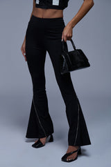 CASSIA ZIPPER DETAIL FLARED LEGGING