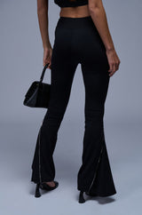 CASSIA ZIPPER DETAIL FLARED LEGGING