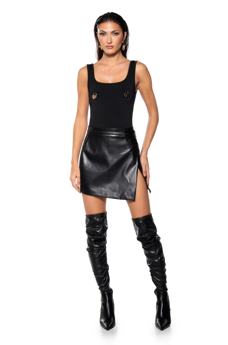 CHARMING HEARTS BANDAGE BODYSUIT