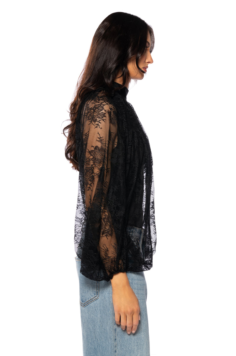 CHEYENNE EXPOSED BACK FLORAL BLOUSE