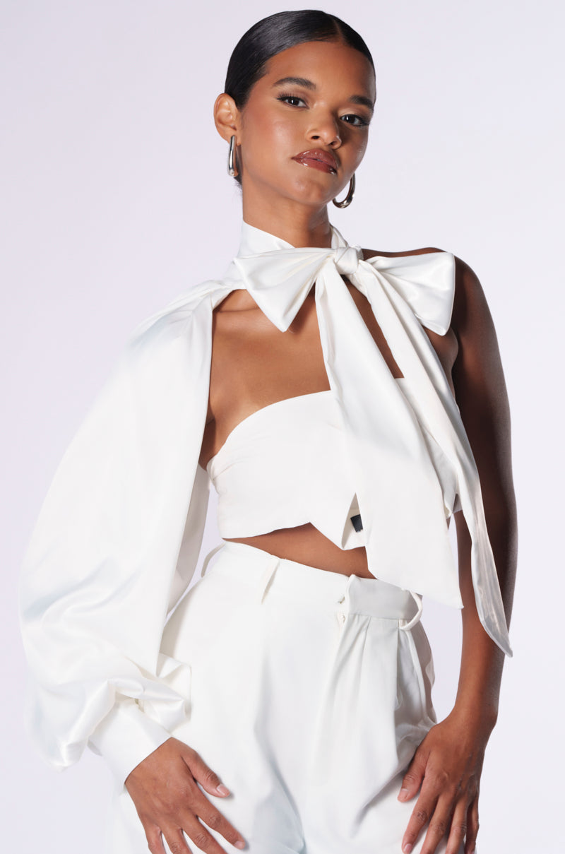 CLASSIC ELEGANCE TIE SLEEVE