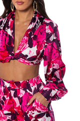 COME MY WAY ULTRA CROPPED BLOUSE
