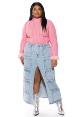 COULD YOU IMAGINE FITTED TURTLE NECK WITH FEATHER DETAILS
