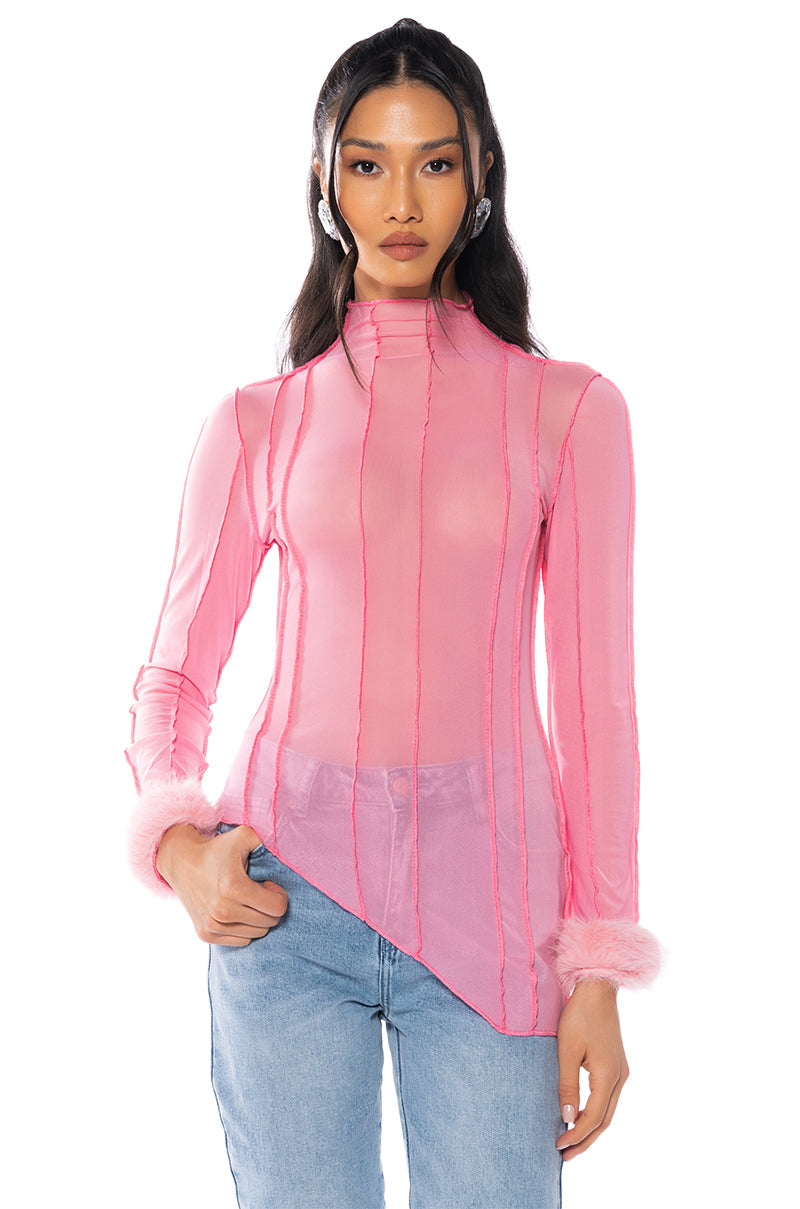 COULD YOU IMAGINE FITTED TURTLE NECK WITH FEATHER DETAILS