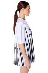 COUNT IT UP SHORT SLEEVE EMBELLISHED T-SHIRT