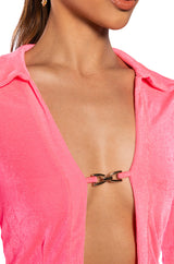 CYNTHIA COLLARED SLINKY BLOUSE IN PINK