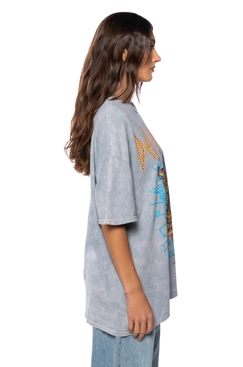 DEF LEPPARD ONE SIZE TEE