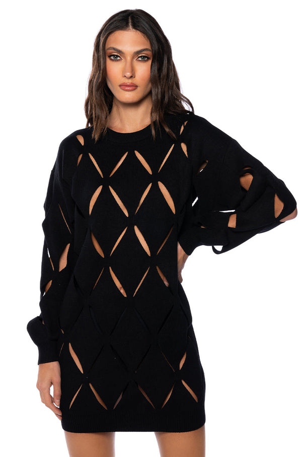 DIAMOND CUT OVERSIZED SWEATER DRESS